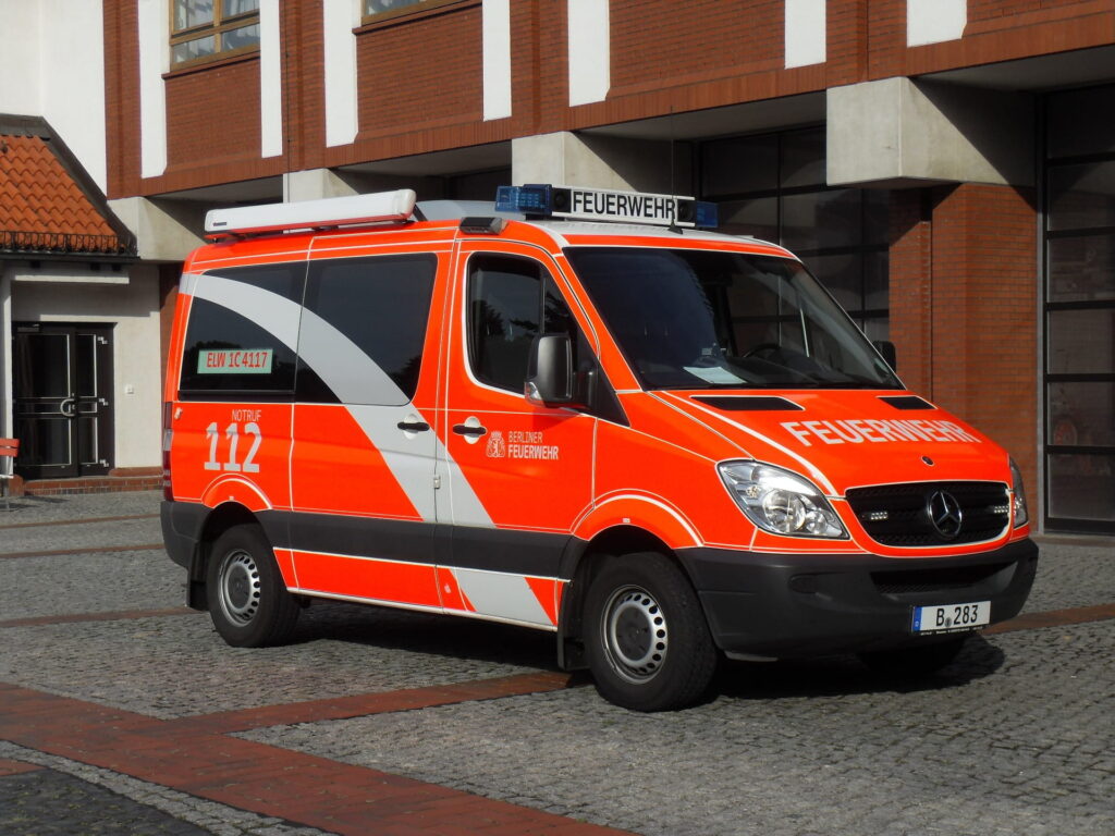 Einsatzwagen der Feuerwehr