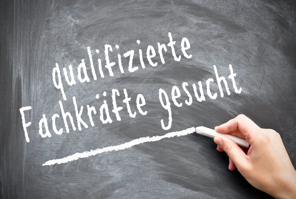 Fachkräfte, Fachkraft, Personal, Pflegenotstand