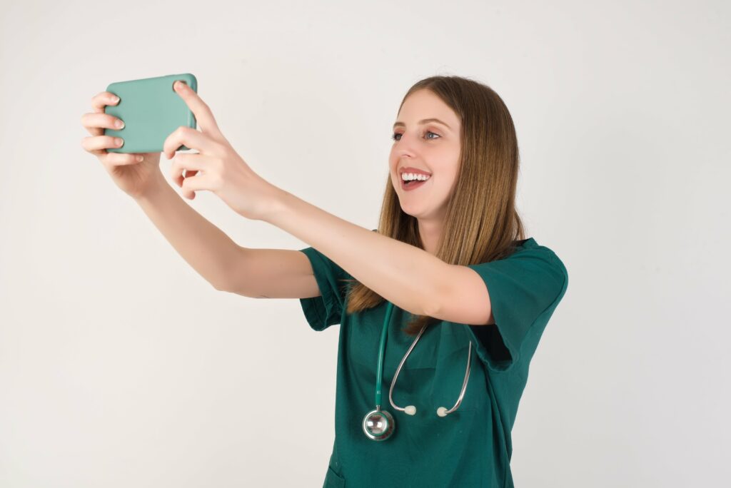 Influencer, Social Media