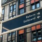 Pflegeverbände fordern Kurswechsel nach PNOG-Verschiebung