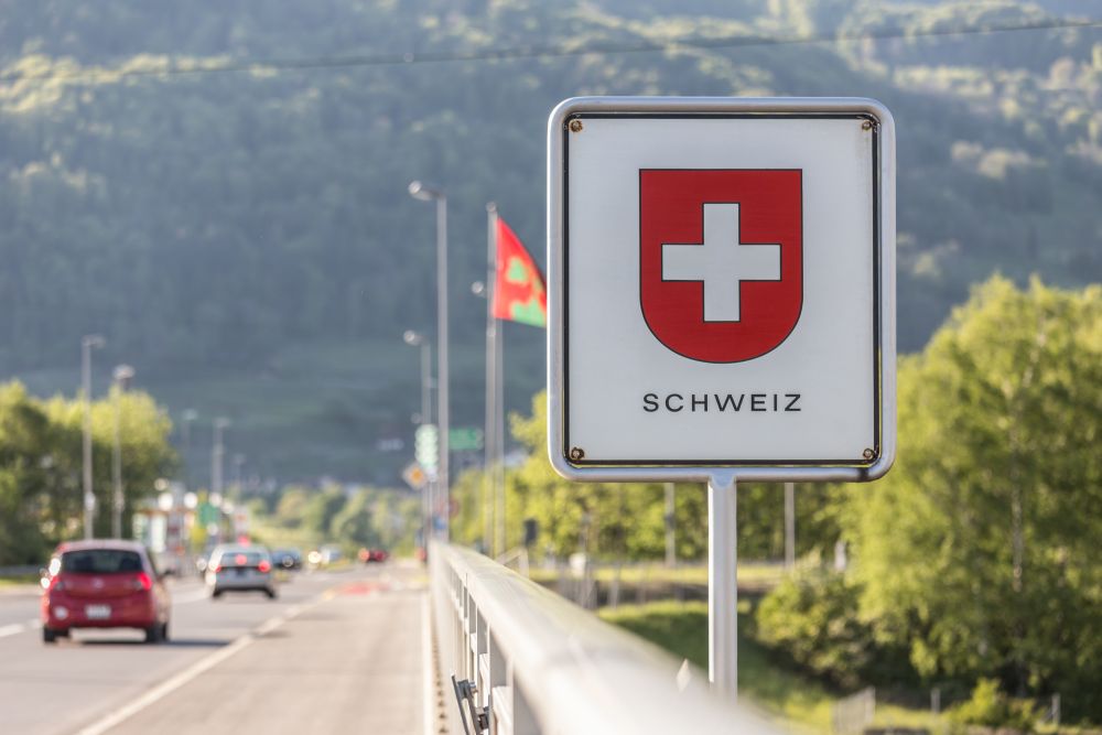 Grenzschild zur Schweiz