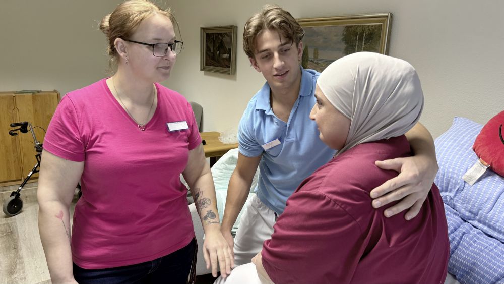 Die praktische Ausbildung in der Pflegeeinrichtung ist nur ein mögliches Einsatzgebiet akademisch ausgebildeter Pflegefachpersonen.