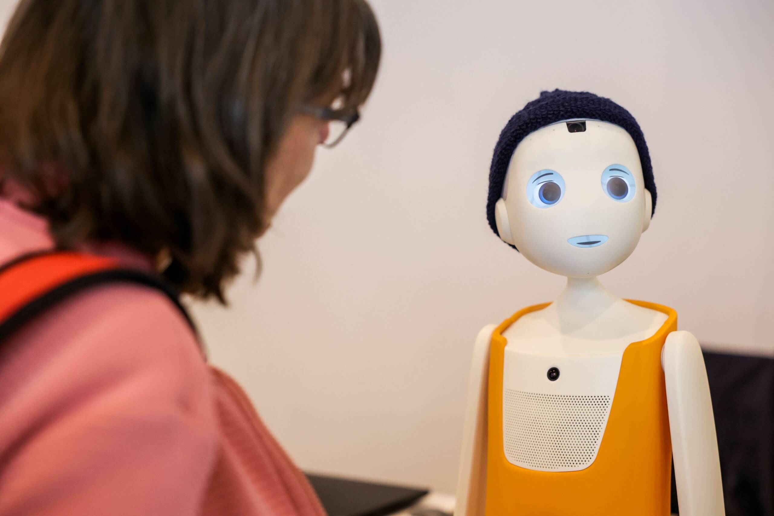 ALTENPFLEGE 2026: Wie Knstliche Intelligenz die Pflegepraxis verndert -  Altenpflege